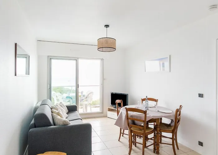 Apartment Claire-2 By Interhome *