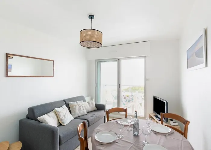 Claire-2 By Interhome *